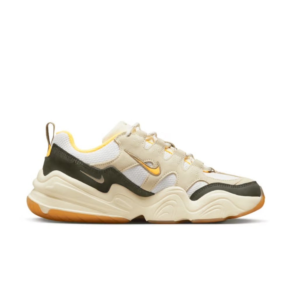 Nike Tech Hera Sail Women’s 7”